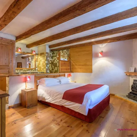 Chambres D'hotes La Ferme De Soulan Guest house